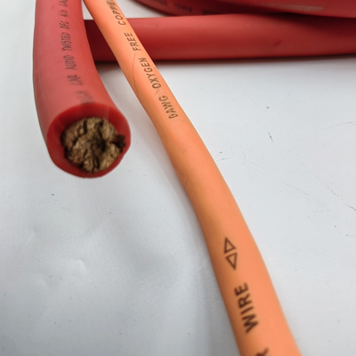 كابل طاقة السيارات للصوت 1/0 AWG GA Gauge جاكيت PVC شفاف مرن للسيارة الأرضية